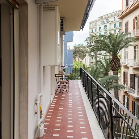 Apartment Da Luca E Laura By Dimorra Neapel